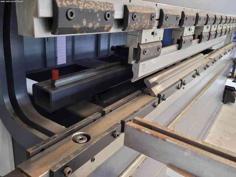 CNC hydraulický ohraňovací lis BAYKAL APHS 31440 - foto 4