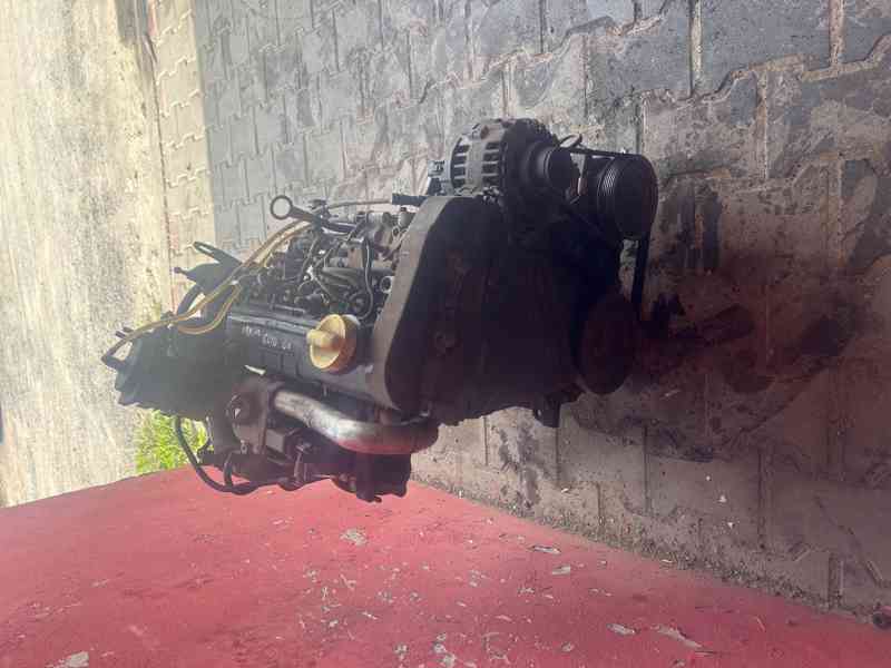 Motor 1,5 DCI 48KW K9K A7 Renaul kompletní - foto 2