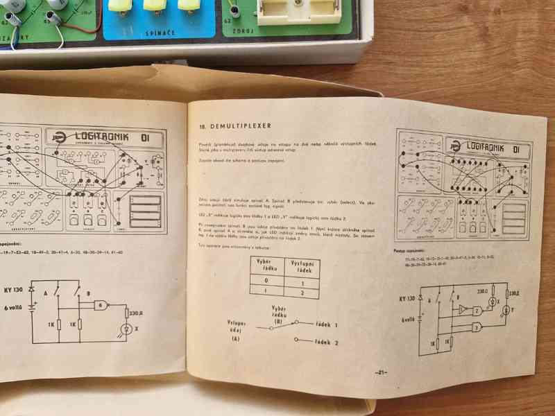 Elektronická hra Logitronik 01 a 02 - foto 7