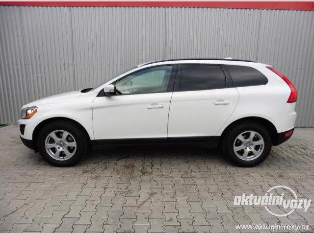 Volvo XC60 2.4, nafta, r.v. 2012, navigace - foto 10