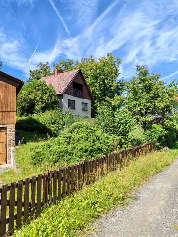 Chata k celoročnímu užívání v Týnci nad Labem - foto 12