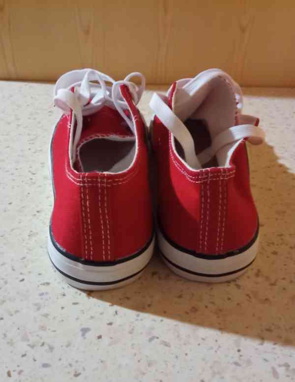 Prodám červené dámské nové boty velikost 40. - foto 2