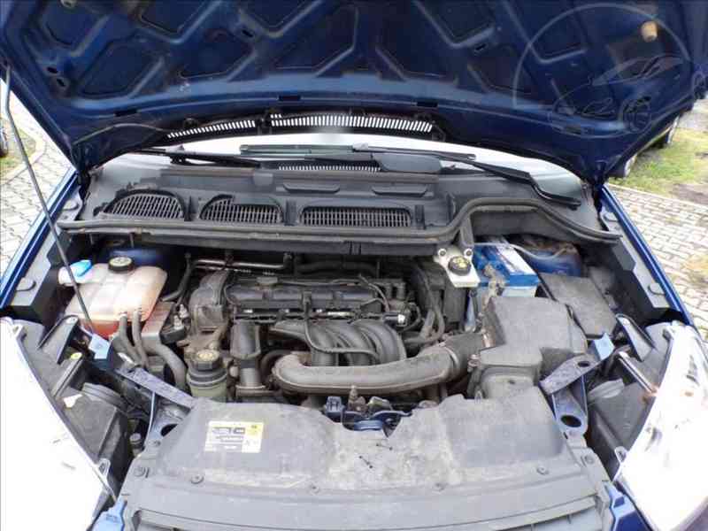 Ford C-Max 1,6 - foto 13