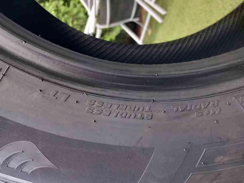 HANKOOK Winter icept LV (RW12) 215/70 R16 C 108/106R - foto 6