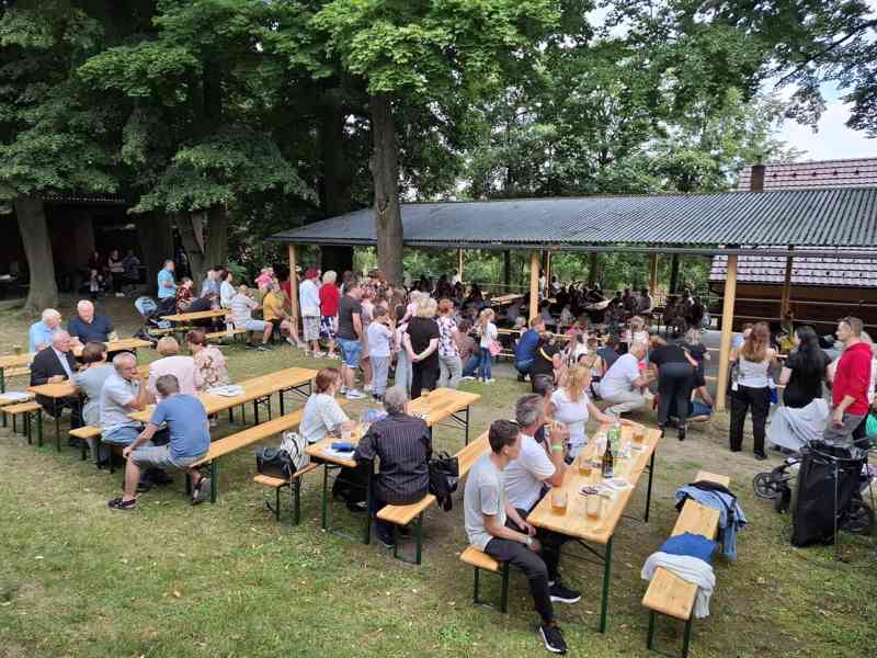 Kapela na sraz rodáků - foto 2