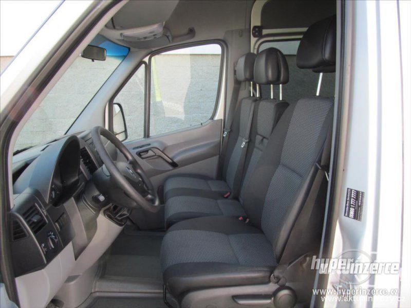 Prodej užitkového vozu Mercedes-Benz Sprinter - foto 2