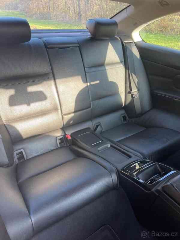 BMW Řada 3 2,5   325i E92 N52 160kW – manuál - foto 10