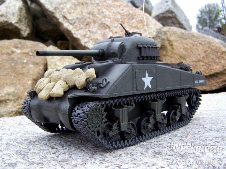 Nové RC  model tank 1:24 M4A3 Sherman - infrared + terč - foto 2