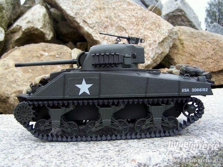 Nové RC  model tank 1:24 M4A3 Sherman - infrared + terč - foto 7