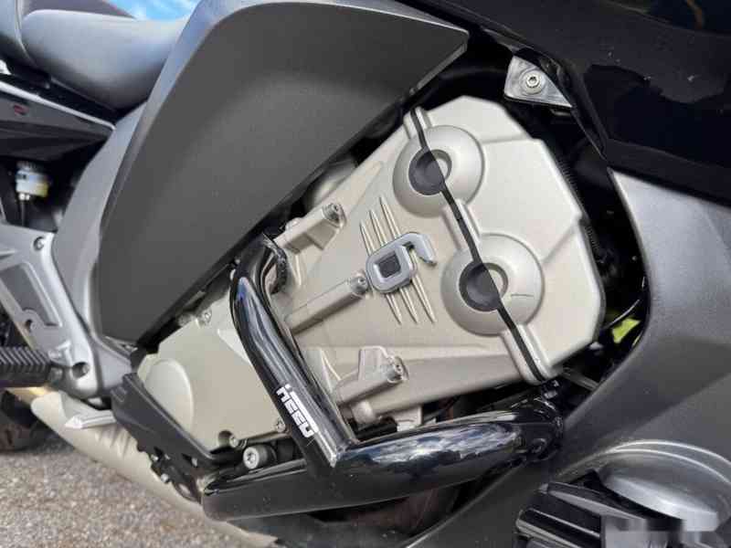 BMW K 1600 GT - foto 10