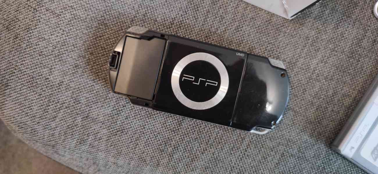 PlayStation portable - foto 2