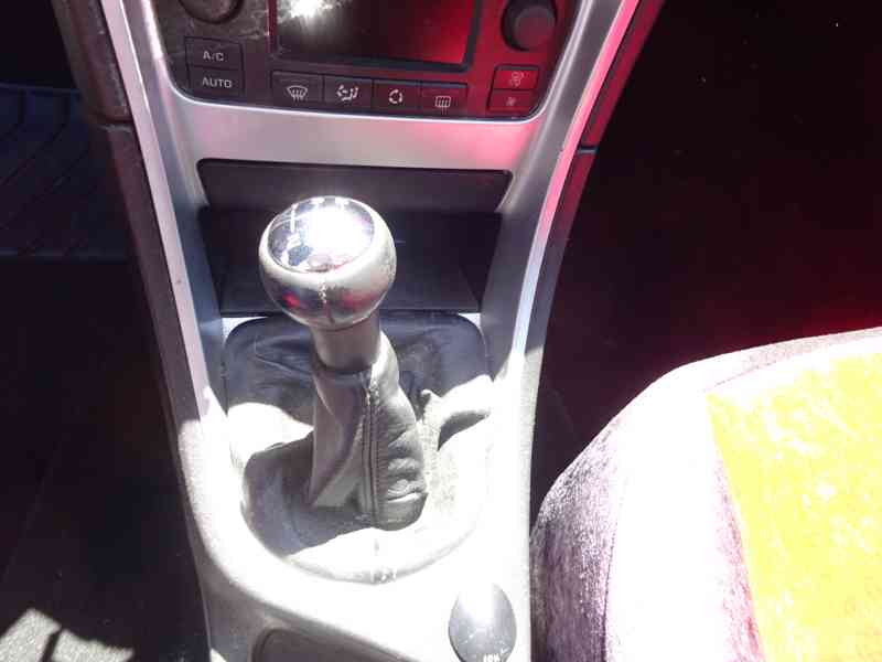 Peugeot 307 1.6 HDI Combi r.v.2007  - foto 9