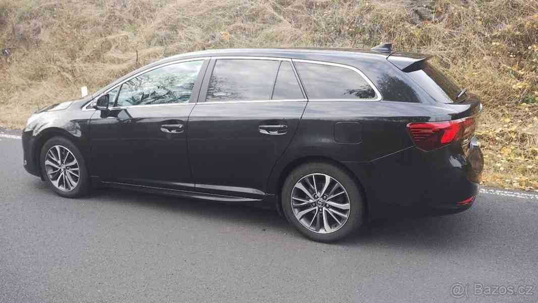 Toyota Avensis 2,0   D4D, kombi, ČR - foto 2