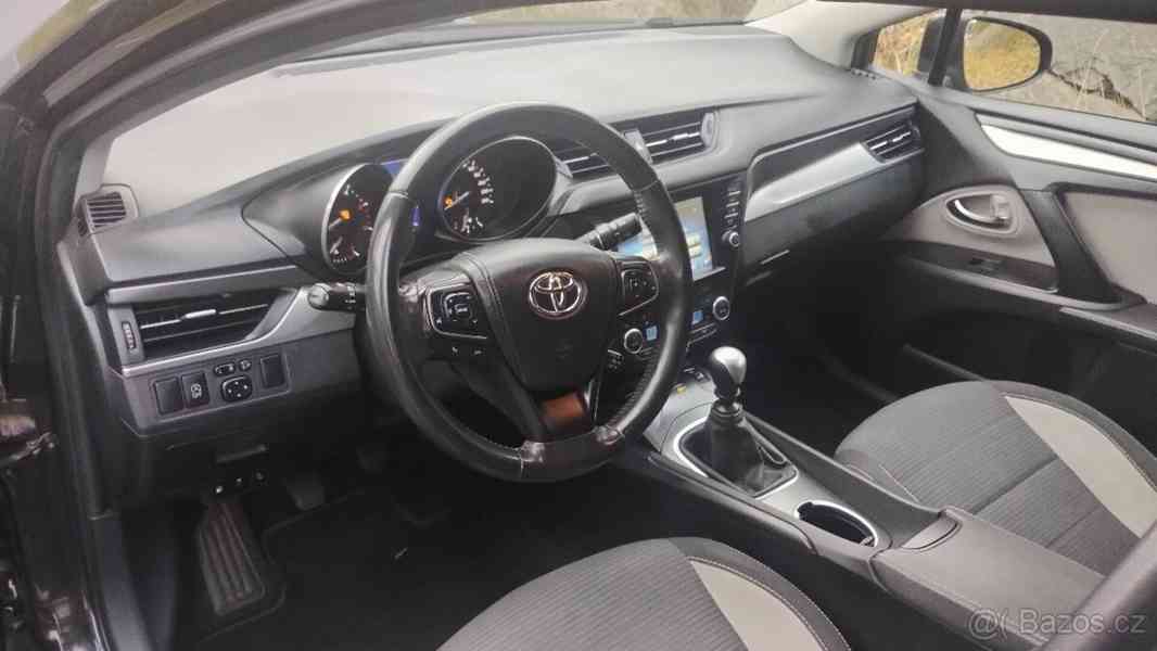 Toyota Avensis 2,0   D4D, kombi, ČR - foto 9