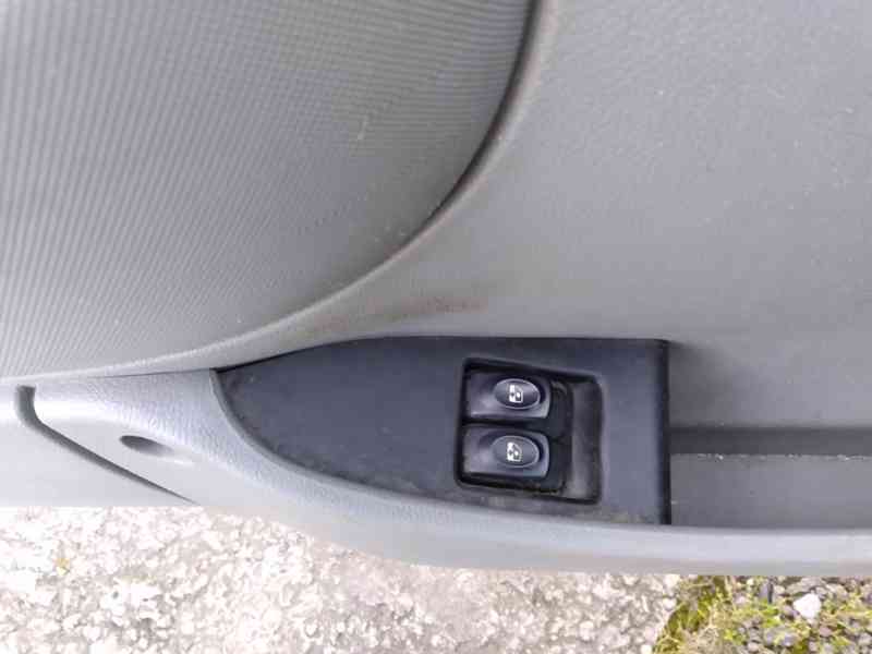 RENAULT KANGOO 1.2 16V 1.MAJITEL,ČR,5 MÍST,SERVISKA - foto 17