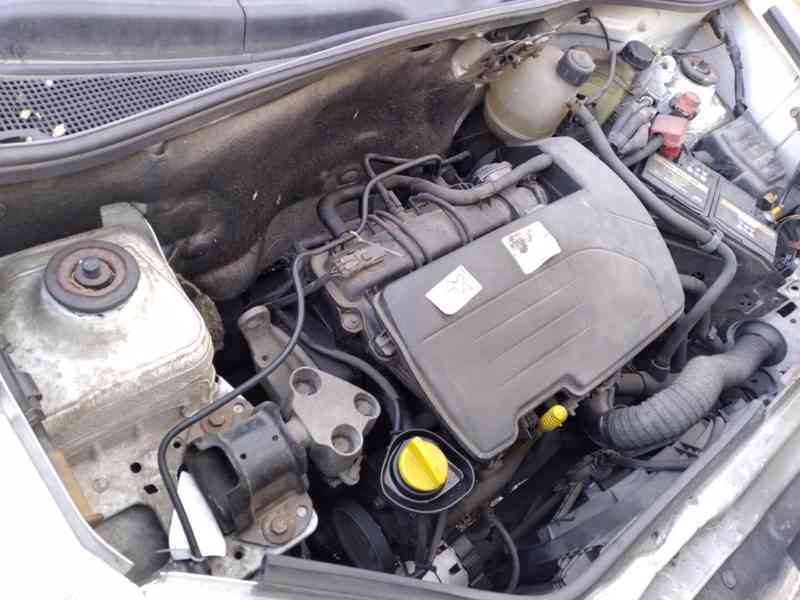 RENAULT KANGOO 1.2 16V 1.MAJITEL,ČR,5 MÍST,SERVISKA - foto 23