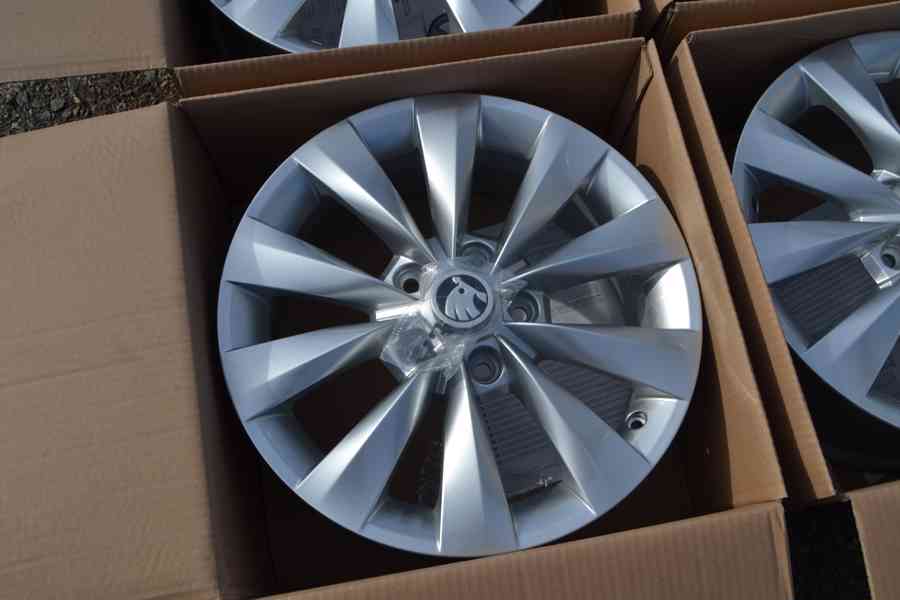 Nové orig. alu disky Škoda Karoq,Seat Ateca 6JxR16, 5x112. - foto 5