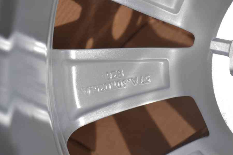 Nové orig. alu disky Škoda Karoq,Seat Ateca 6JxR16, 5x112. - foto 14