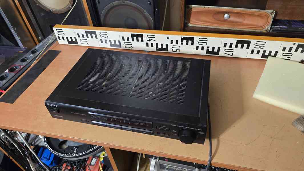 SONY SDP-E300 Digital Surround Processor - Zesilovač - foto 3