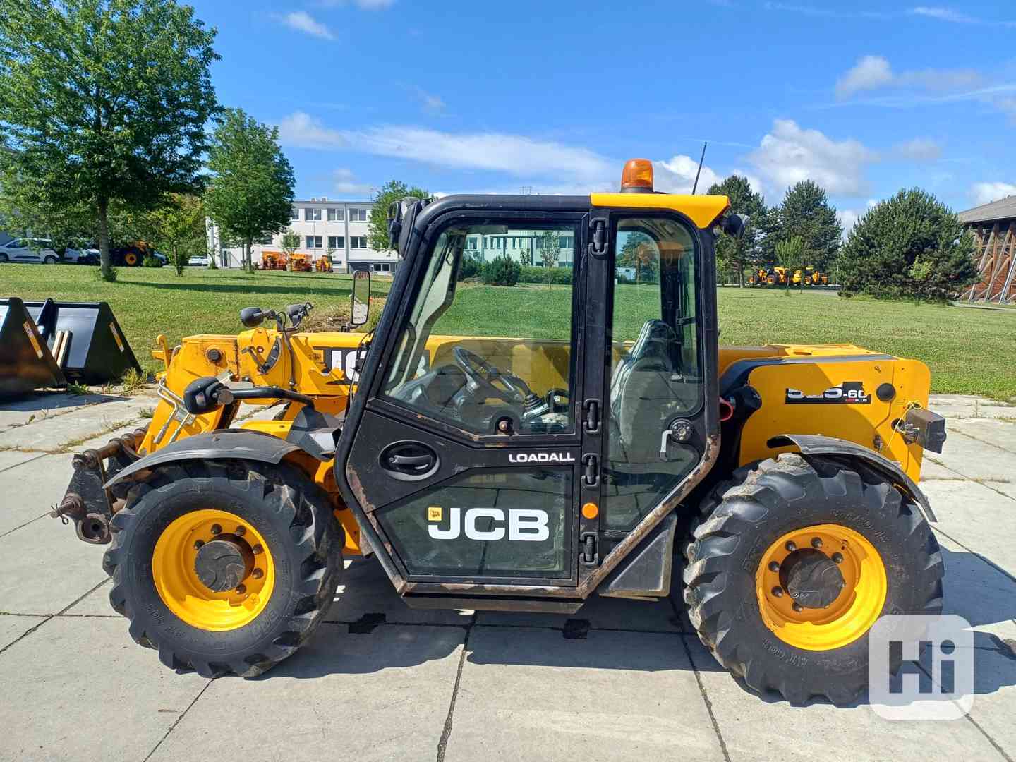 Teleskopický manipulátor JCB 525-60 Agri Plus - foto 1