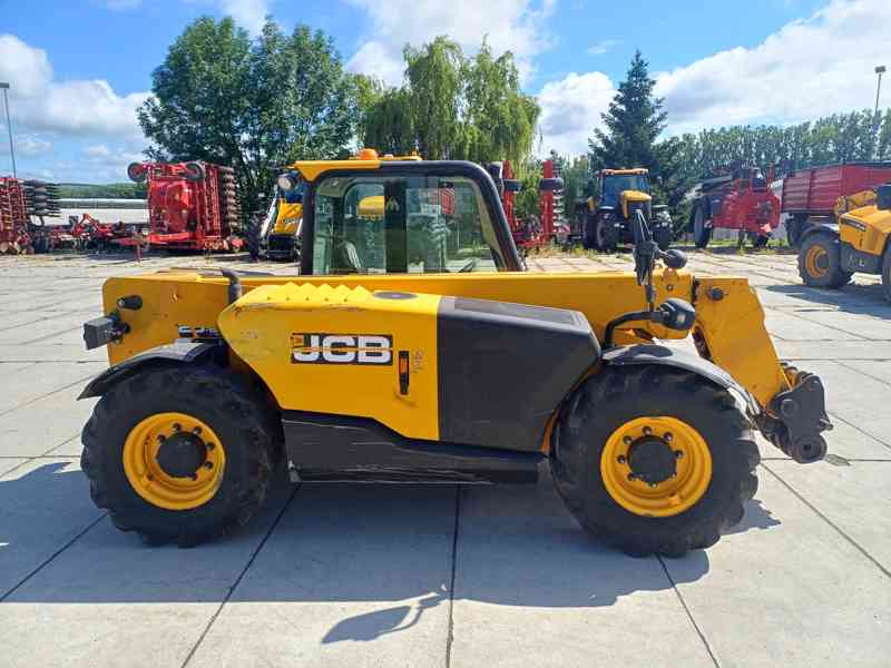 Teleskopický manipulátor JCB 525-60 Agri Plus - foto 3