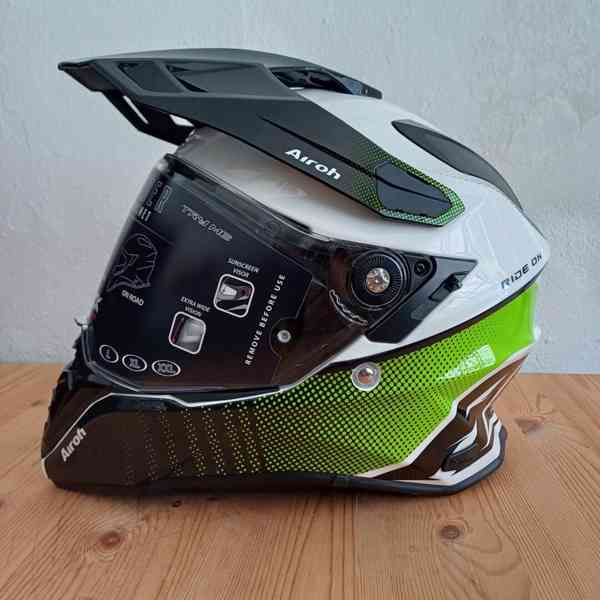 Enduro přilba Airoh COMMANDER - foto 2