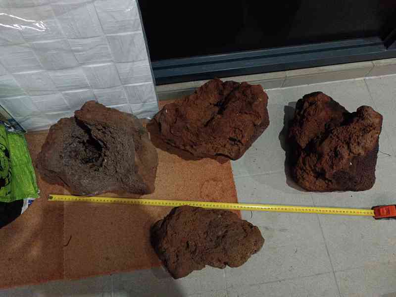 Lávové kameny, dekorace do akvária  - foto 5