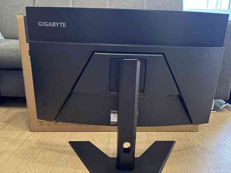 Nový 32" prohnutý QHD monitor Gigabyte 32QC - foto 3