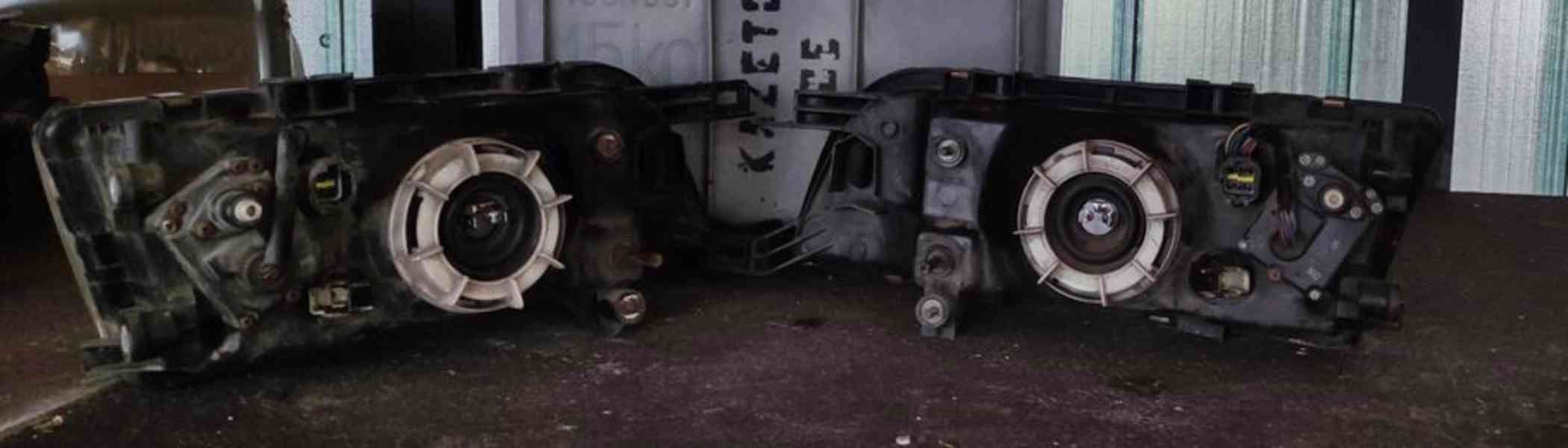 NISSAN ALMERA - přední světla  - foto 2