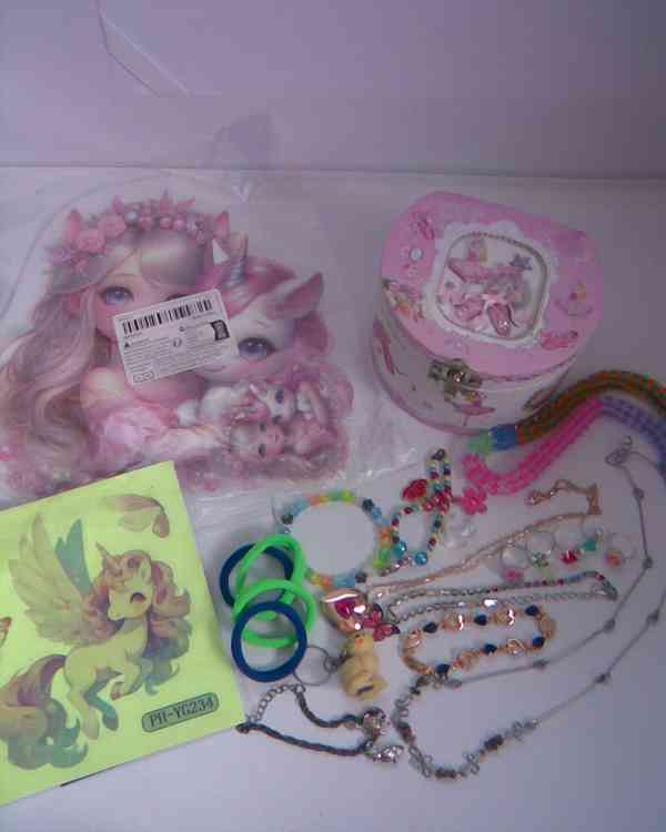 Zoubková víla Barbie - foto 4