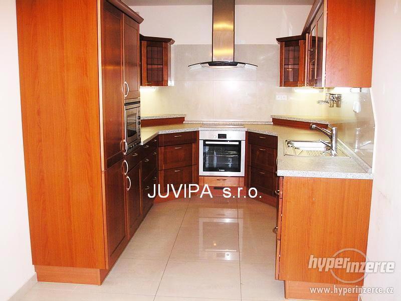Pěkný ŘRD 5+1+terasa, 180 m2, Praha - 5 Jinonice - foto 2