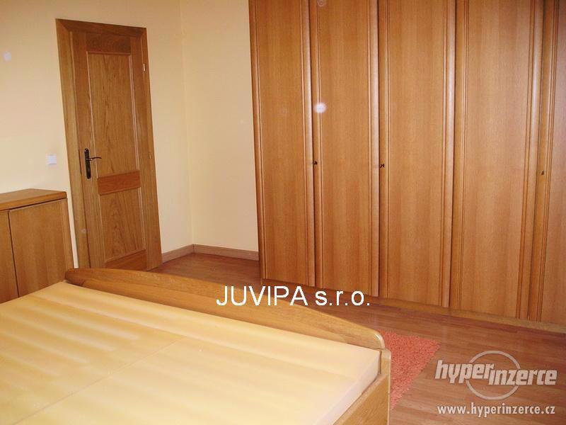 Pěkný ŘRD 5+1+terasa, 180 m2, Praha - 5 Jinonice - foto 3
