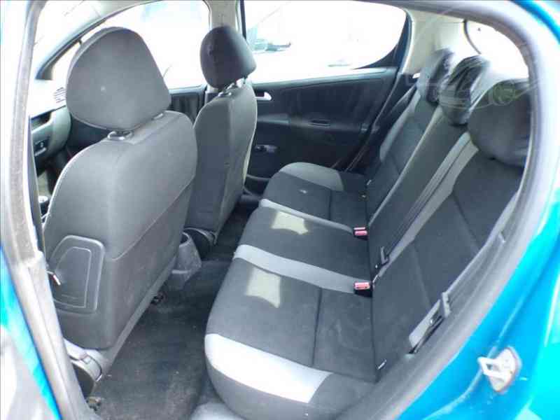 Peugeot 207 1,4 HDI - foto 8