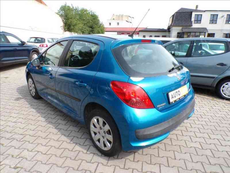 Peugeot 207 1,4 HDI - foto 3