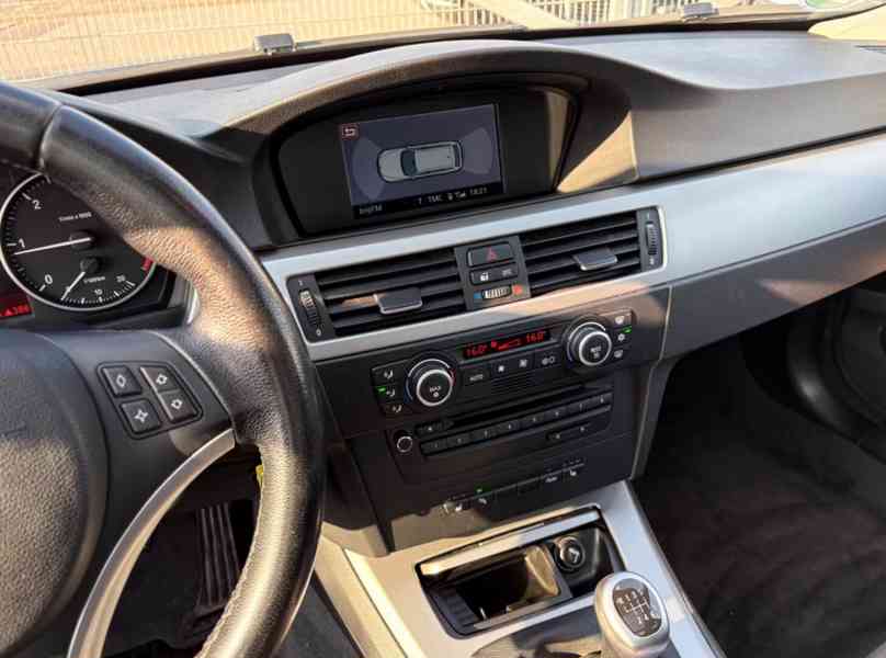 BMW 320d Touring 130kw - foto 12