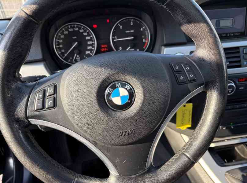 BMW 320d Touring 130kw - foto 11