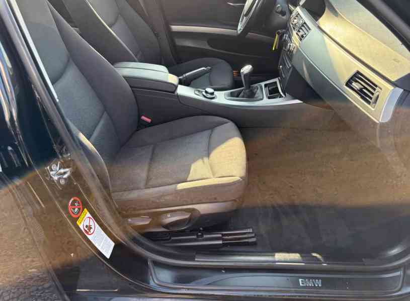 BMW 320d Touring 130kw - foto 15