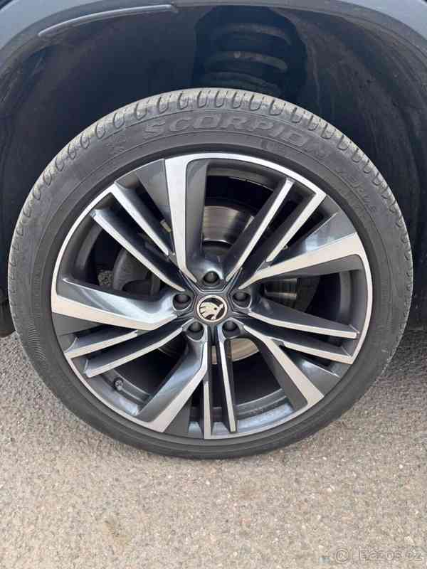 Škoda Kodiaq 2,0 4x4 Laurin & Klement - foto 12