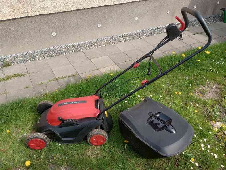 Elektrická sekačka na trávu - foto 5