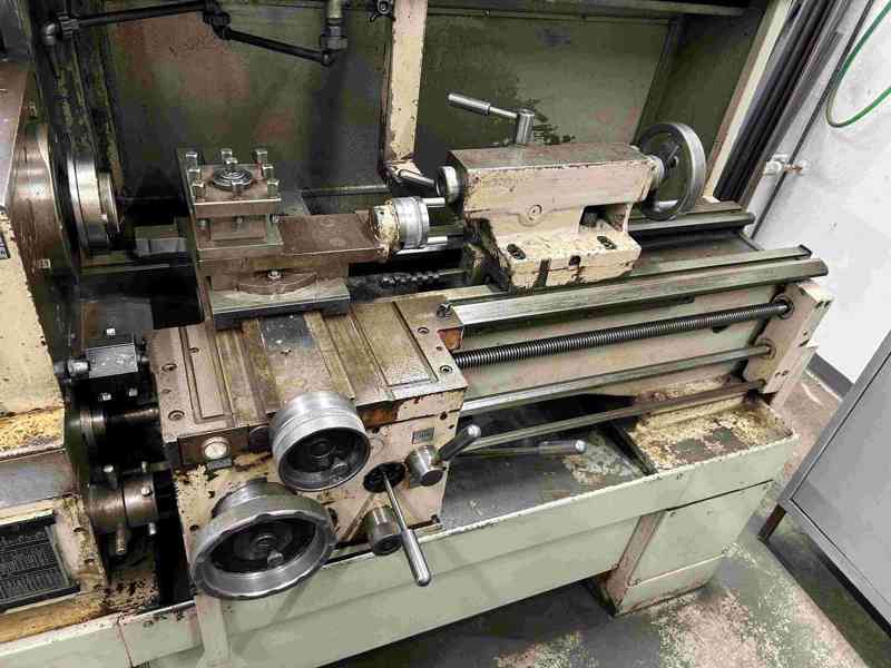 Použitý soustruh SUI 32/750, r. v. 1990 - foto 3