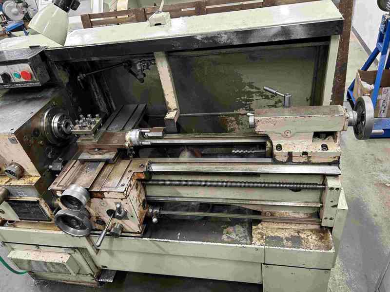 Použitý soustruh SUI 32/750, r. v. 1990 - foto 2
