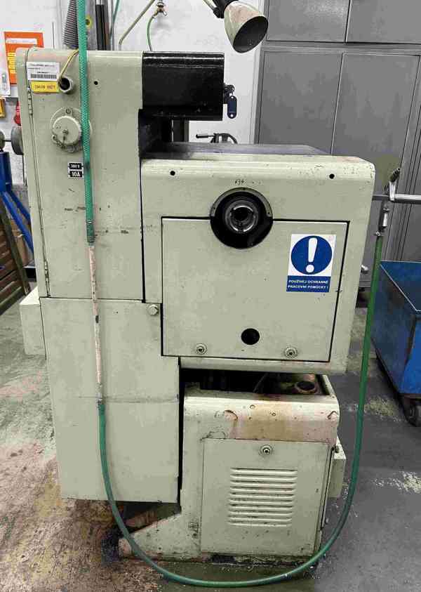 Použitý soustruh SUI 32/750, r. v. 1990 - foto 7
