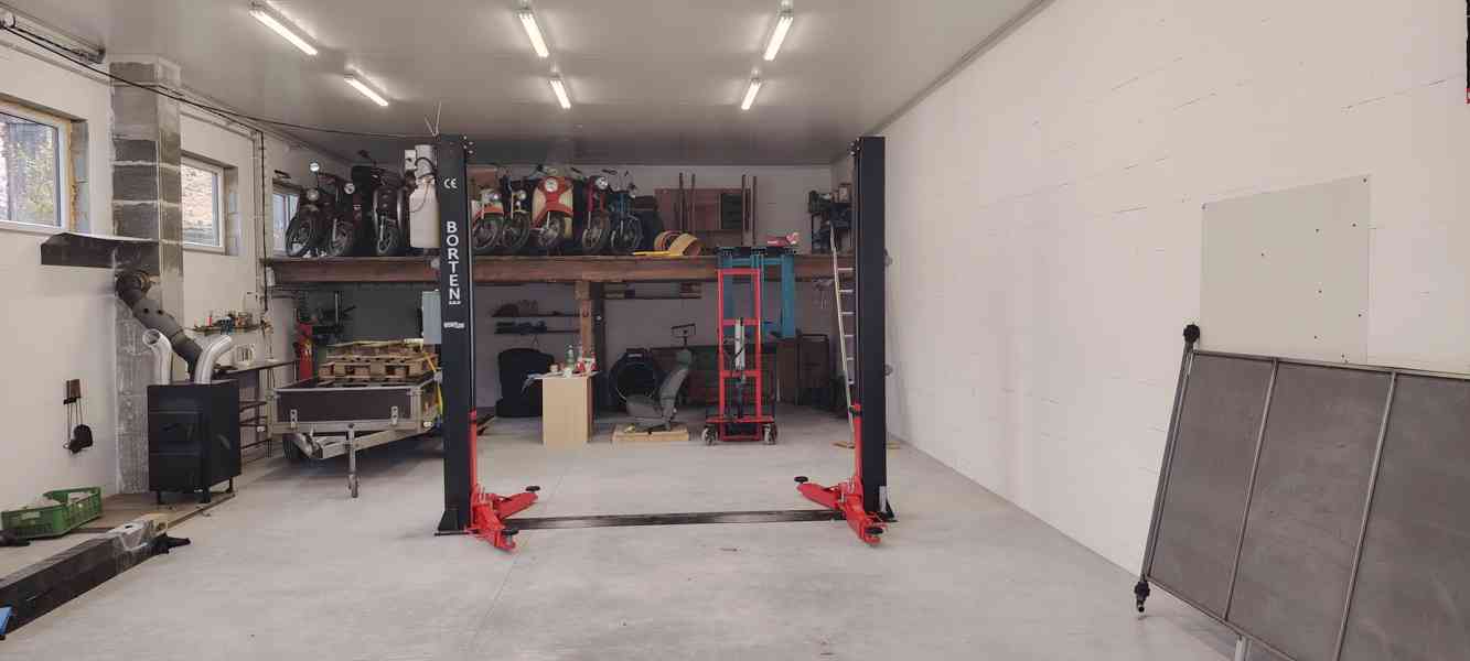 Dvousloupový zvedák hydraulický BOR4200E 4200 KG - foto 3