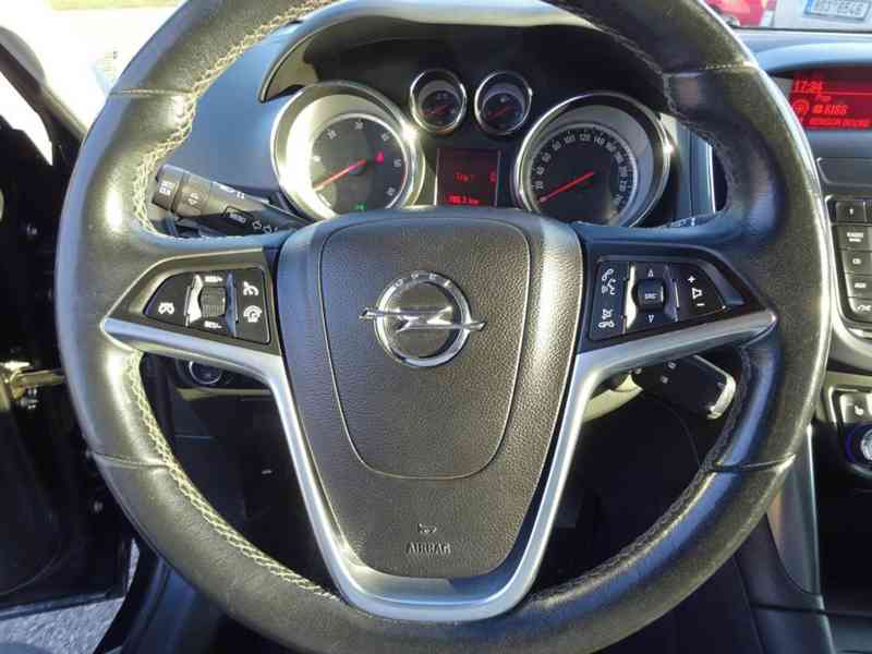 Opel Zafira Tourer 2.0 CDTi r.v.2012 3.Maj.serv.kníž.ČR - foto 8