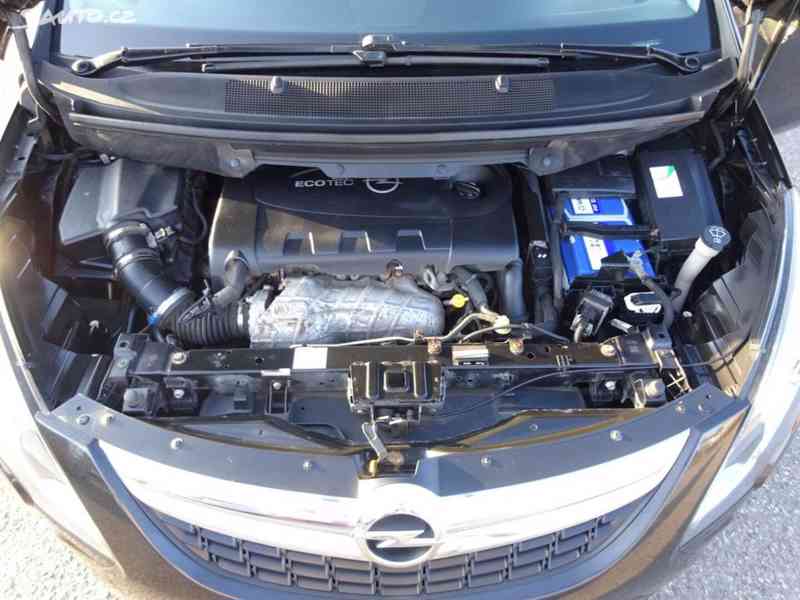 Opel Zafira Tourer 2.0 CDTi r.v.2012 3.Maj.serv.kníž.ČR - foto 19