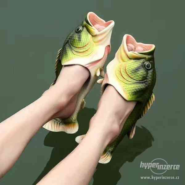 Originální pantofle/ cukle ve tvaru ryby/ ryba, kapra/ kapr - foto 1
