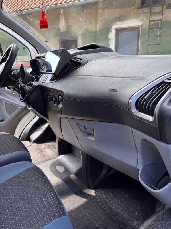 Ford Transit Custom 2,2 - foto 17