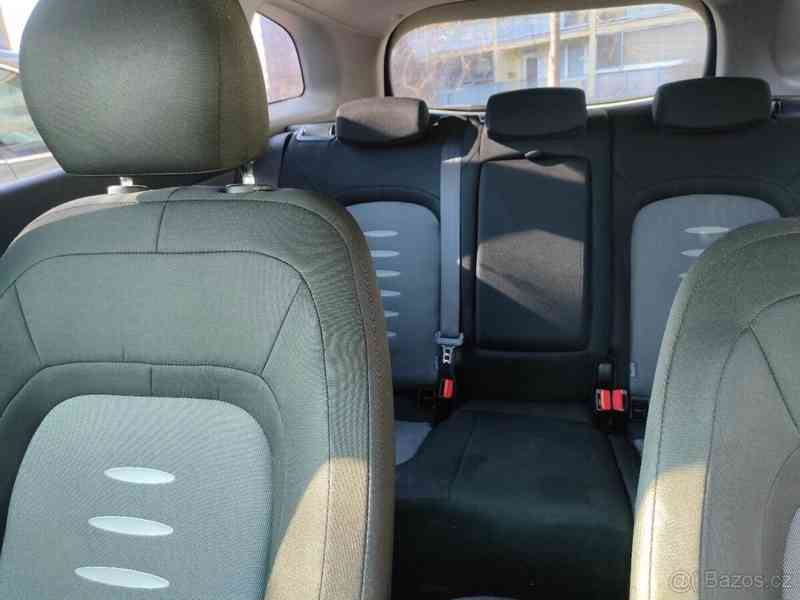 Kia Ceed SW 1,6 - foto 5