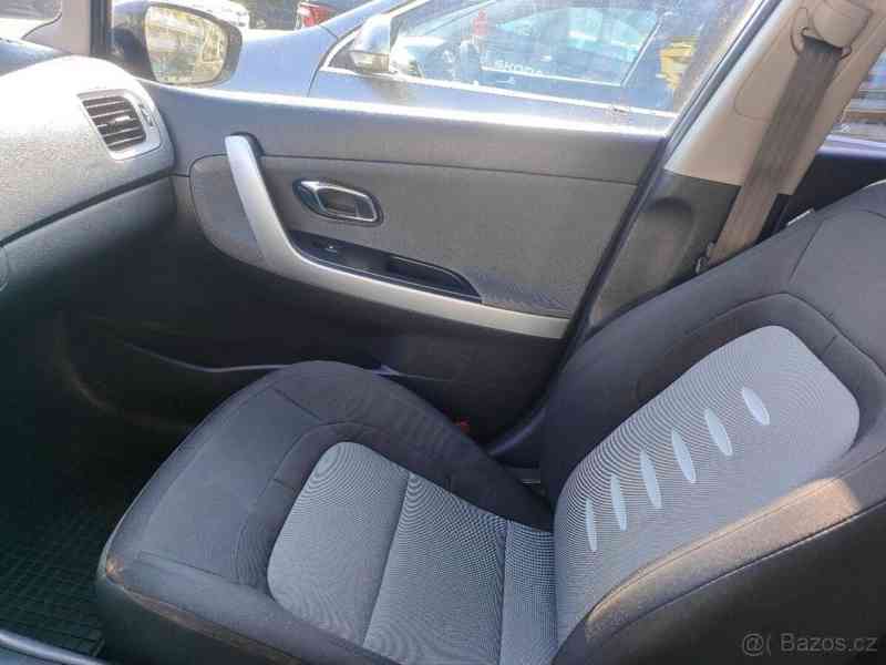 Kia Ceed SW 1,6 - foto 7