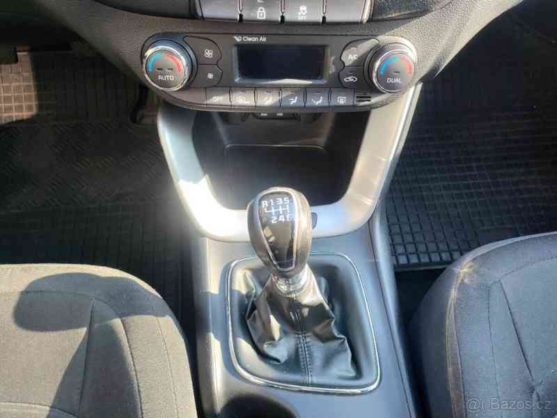 Kia Ceed SW 1,6 - foto 10